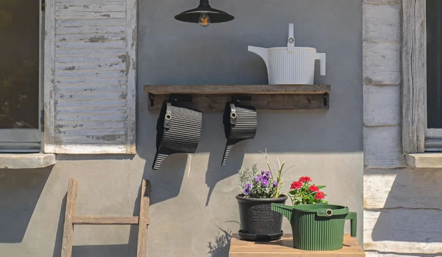 Hachiman Garden Beetle Watering can 5L - Red - Image 6