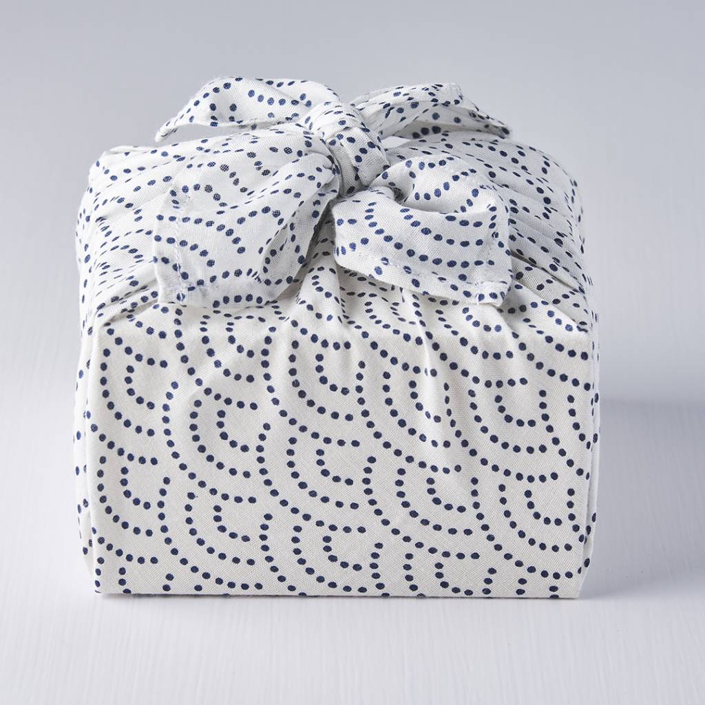 White reusable Furoshiki wrap 55cm - Image 4
